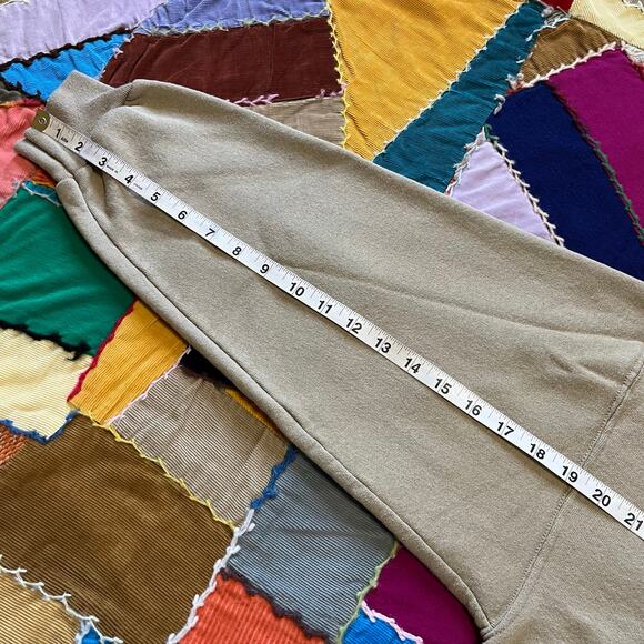 Vintage ‘The Nature Conservancy’ Bass Fish Embroidered Beige Crewneck Large - Picture 6 of 6